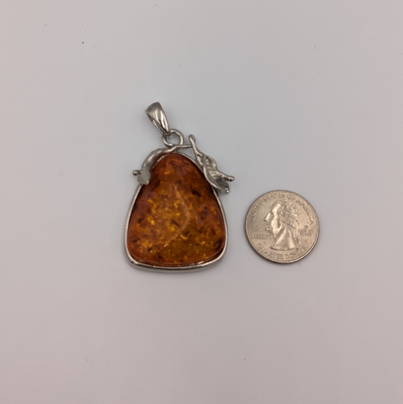18K GP White Gold Plated BALTIC AMBER Pendant - Picture 3 of 9